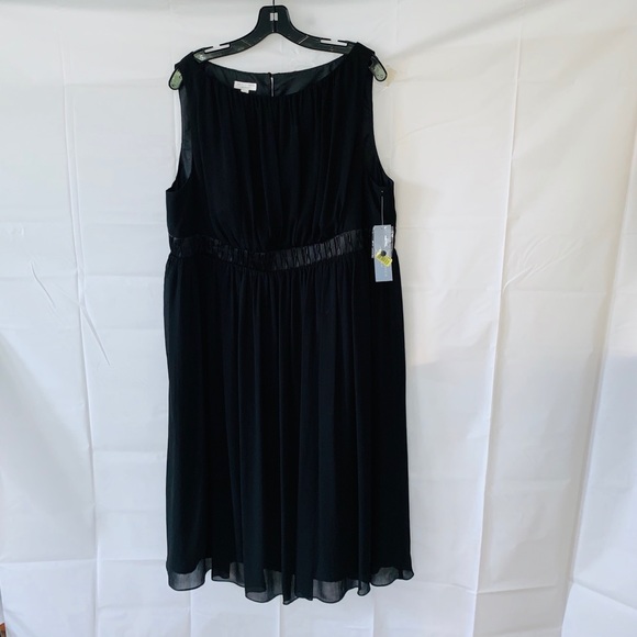 π London Times MIDI Cocktail Dress - Picture 1 of 8